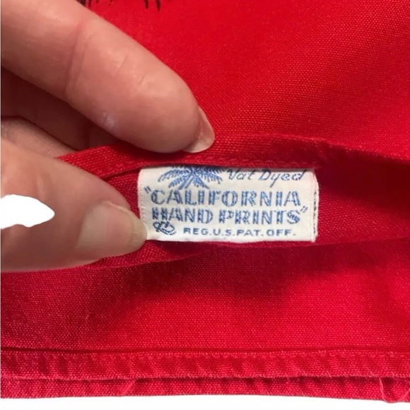 MCM Red Tablecloth By California Hand Prints Pinecone Silver Snowflakes 64x52.5” - Picture 4 of 4